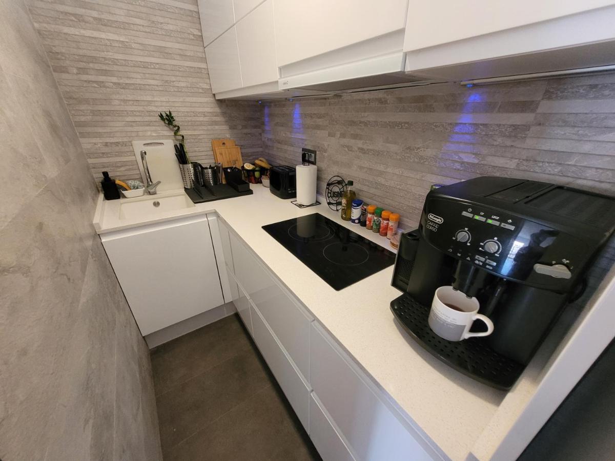 Attico Acuario, 2 Bathrooms Top Floor Appartment With Sea And Mountain Views Benalmádena Exteriör bild